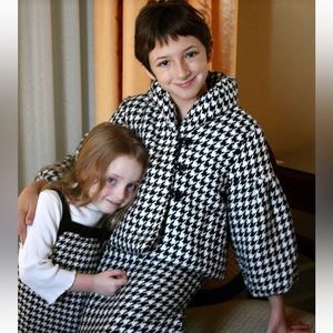 Girl’s houndstooth suit w/puffed sleeves